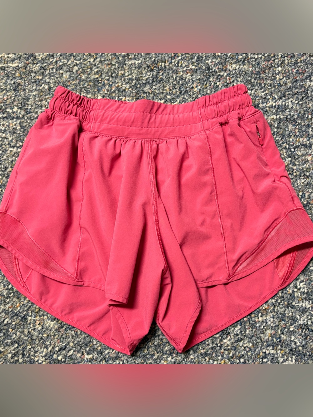 Lululemon Hotty Hot Shorts size 2